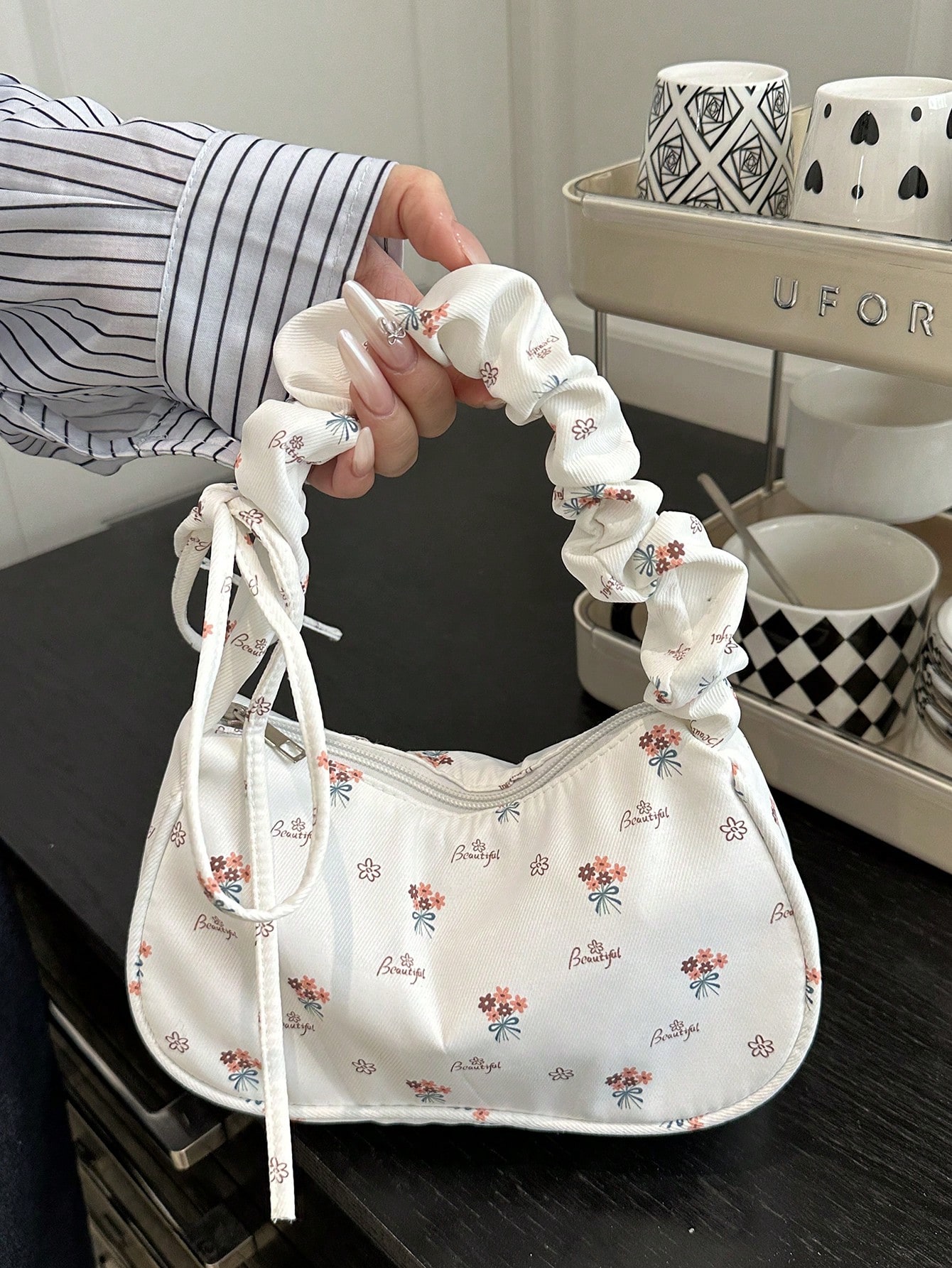 Women’s Crossbody Shoulder Bag – 2024 Ditsy Floral Handbag, Large Capacity, Casual & Minimalist Pleated Design