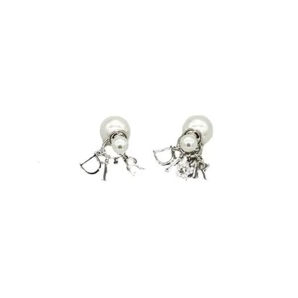 Elegant D-Series Pearl Stud Earrings for Women – Classic Everyday Jewelry Accessory - Image 5