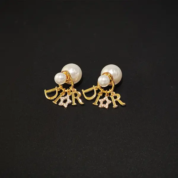 Elegant D-Series Pearl Stud Earrings for Women – Classic Everyday Jewelry Accessory