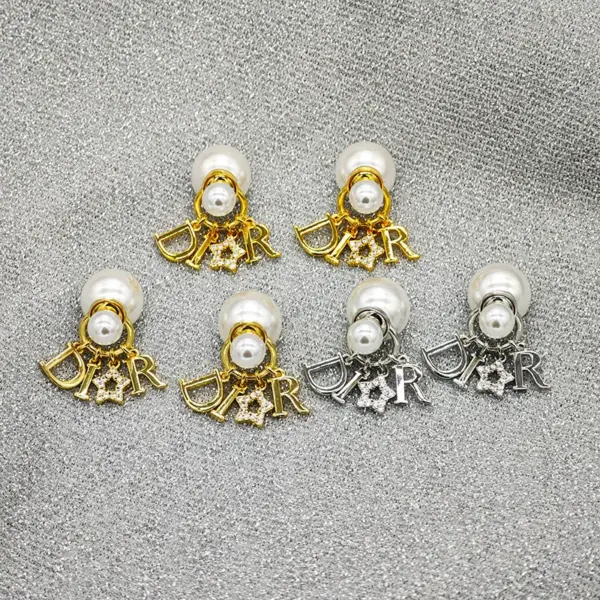 Elegant D-Series Pearl Stud Earrings for Women – Classic Everyday Jewelry Accessory - Image 4